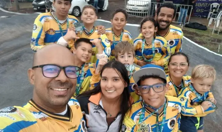 ABAST BMX CLUBE de Toledo marca presença na abertura do Campeonato Paranaense de Bicicross em Palotina e conquista 14 medalhas.