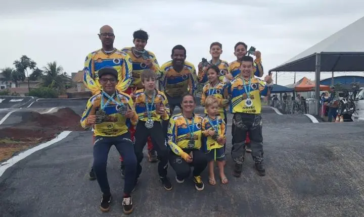 ABAST BMX CLUBE de Toledo marca presença na abertura do Campeonato Paranaense de Bicicross em Palotina e conquista 14 medalhas.