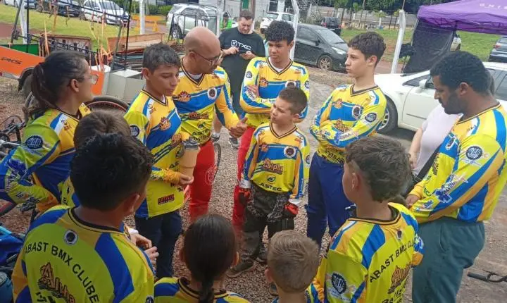 ABAST BMX CLUBE de Toledo marca presença na abertura do Campeonato Paranaense de Bicicross em Palotina e conquista 14 medalhas.