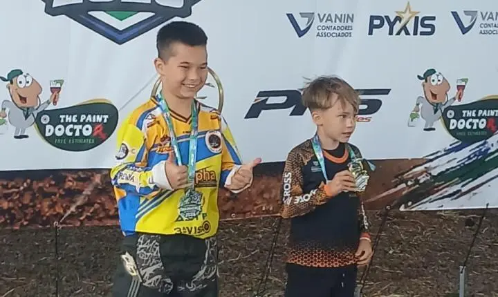 ABAST BMX CLUBE de Toledo marca presença na abertura do Campeonato Paranaense de Bicicross em Palotina e conquista 14 medalhas.