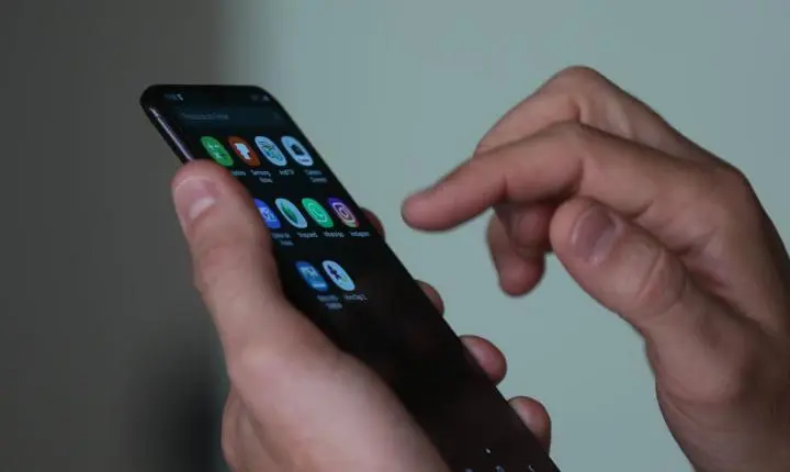 INSS alerta para golpe com aplicativo falso de reembolso