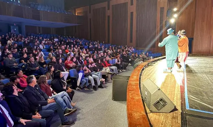 Toledo dá início à 20ª Mostra de Circo Social com “Circo de Porcelana”